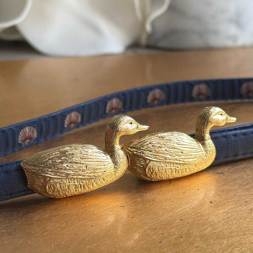 Vintage Dabbling Metal Ducks Belt - Picture 2 of 9